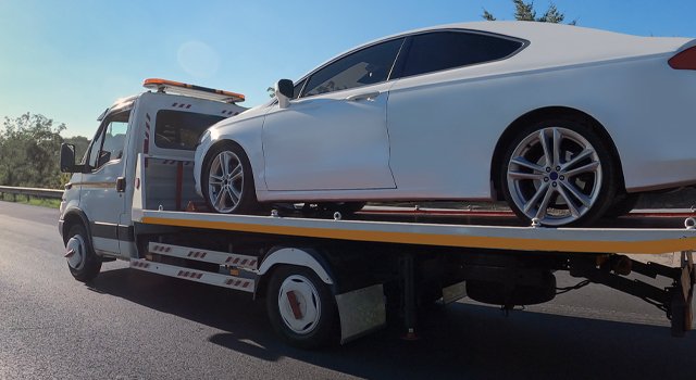 Professional Towing and Recovery Services