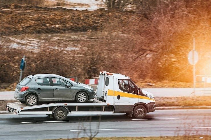 When Should You Call Emergency Towing Centennial Co Services